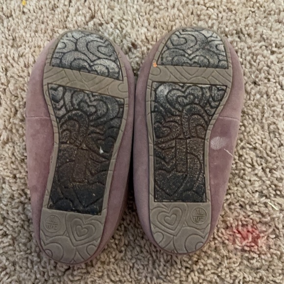 Slippers - Picture 2 of 2